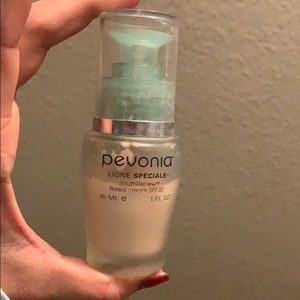 Pevonia Youth Renew Tinted SPF30